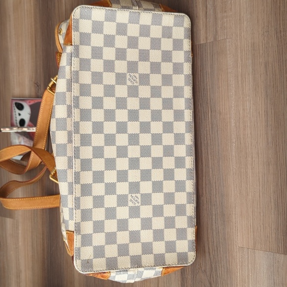 LV Damier Azur Hampstead snap side tote - Picture 5 of 16